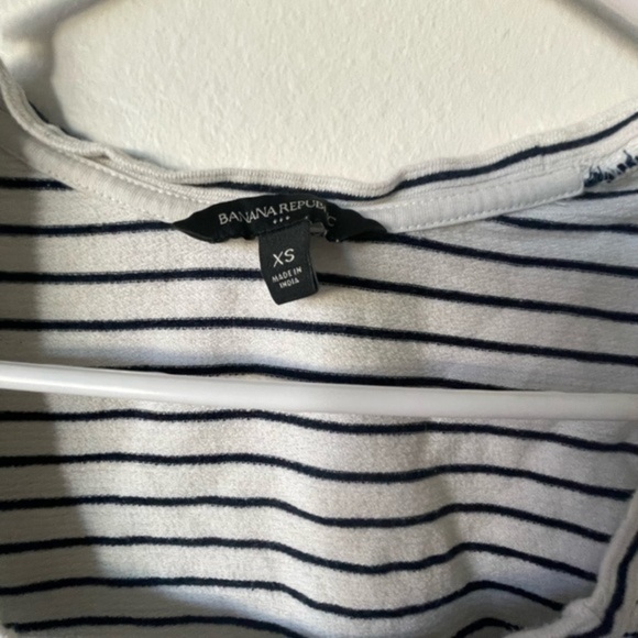Banana Republic Striped‎ Top XS - Picture 2 of 2